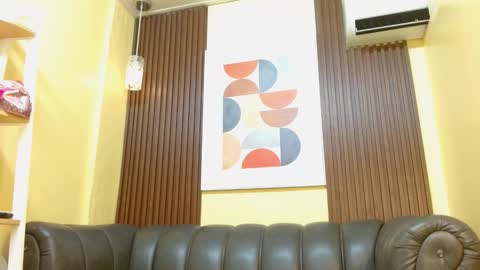 Snapshot of veronicarobles chatting on 31, 10, 2025 Veronica Robles online show from 31, 10, 2025