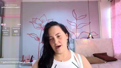 Snapshot of veroniicabbw chatting on 1, 12, 2025 veroniicabbw online show from 1, 12, 2025