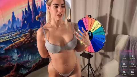 VeronikaVengeance online show from 13, 9, 2025