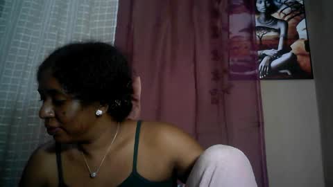 Snapshot of verronique1511 chatting on 19, 7, 2026 verronique1511 online show from 19, 7, 2026