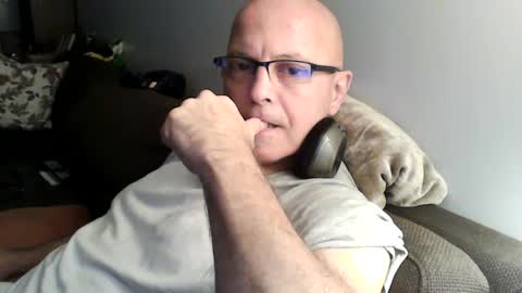 Snapshot of veryharrrrd chatting on 15, 12, 2024 Marco online show from 15, 12, 2024