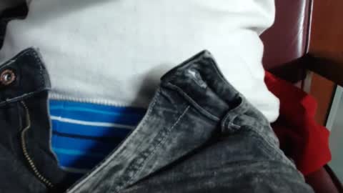 Snapshot of verylittletiny chatting on 2, 3, 2025 Erik online show from 2, 3, 2025