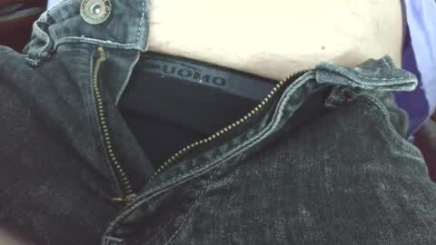 Snapshot of verylittletiny chatting on 11, 9, 2025 Erik online show from 11, 9, 2025