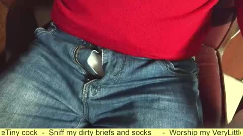 Snapshot of verylittletiny chatting on 21, 10, 2025 Erik online show from 21, 10, 2025