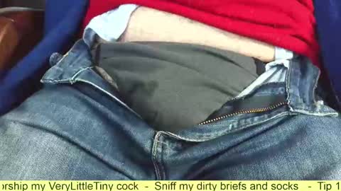 Snapshot of verylittletiny chatting on 4, 11, 2025 Erik online show from 4, 11, 2025