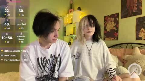 Snapshot of veryraretwins chatting on 10, 3, 2025 veryraretwins online show from 10, 3, 2025