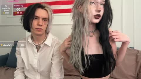 veryraretwins online show from 4, 4, 2026