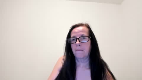 verysassypeachgoddess online show from 11, 1, 2026