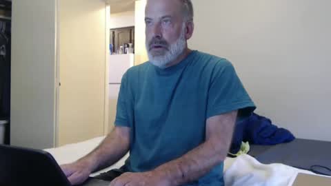 hairy man online show from 3, 3, 2025