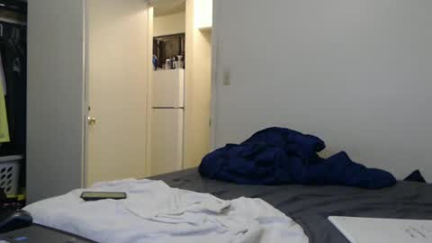 hairy man online show from 4, 3, 2025