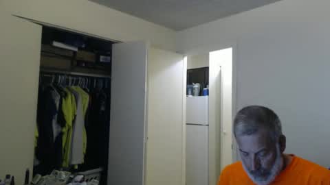 hairy man online show from 1, 2, 2026