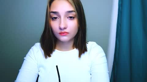 Snapshot of veryveryshygirl chatting on 17, 11, 2025 Ana online show from 17, 11, 2025