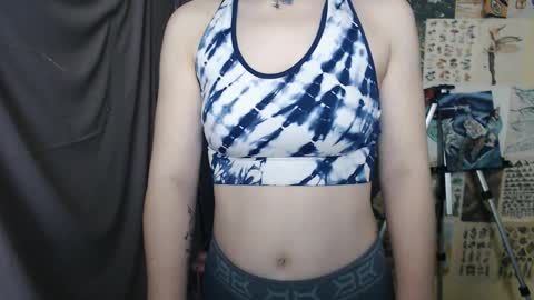 Snapshot of veryveryvery_shy chatting on 17, 1, 2025 veryveryvery_shy online show from 17, 1, 2025