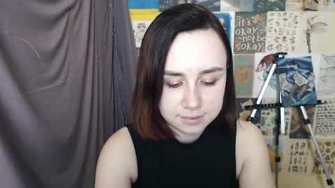 Snapshot of veryveryvery_shy chatting on 21, 1, 2025 veryveryvery_shy online show from 21, 1, 2025