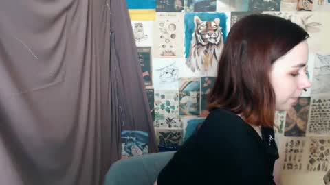 Snapshot of veryveryvery_shy chatting on 31, 1, 2025 veryveryvery_shy online show from 31, 1, 2025