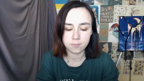 Snapshot of veryveryvery_shy chatting on 18, 2, 2025 veryveryvery_shy online show from 18, 2, 2025