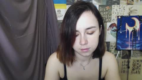 Snapshot of veryveryvery_shy chatting on 12, 3, 2025 veryveryvery_shy online show from 12, 3, 2025