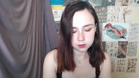 Snapshot of veryveryvery_shy chatting on 9, 9, 2025 veryveryvery_shy online show from 9, 9, 2025