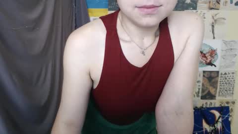 Snapshot of veryveryvery_shy chatting on 12, 9, 2025 veryveryvery_shy online show from 12, 9, 2025