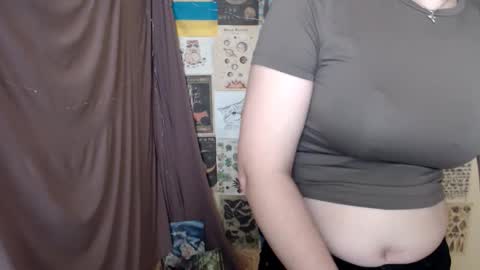 Snapshot of veryveryvery_shy chatting on 21, 11, 2025 veryveryvery_shy online show from 21, 11, 2025