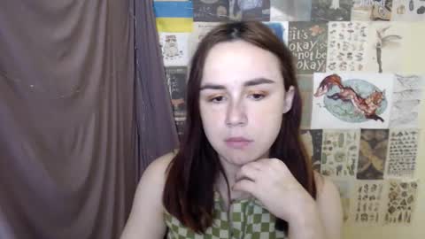 Snapshot of veryveryvery_shy chatting on 24, 11, 2025 veryveryvery_shy online show from 24, 11, 2025