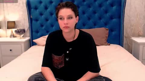 Via online show from 18, 11, 2025