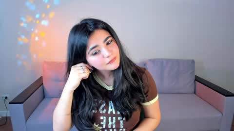 Snapshot of via_moo chatting on 21, 5, 2026 Via online show from 21, 5, 2026