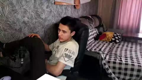 Snapshot of vialeras chatting on 13, 2, 2025 vialeras online show from 13, 2, 2025