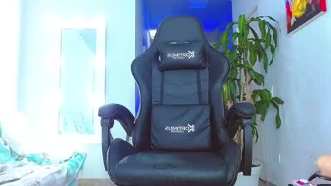 Snapshot of viannca__ chatting on 4, 12, 2024 Ariana online show from 4, 12, 2024