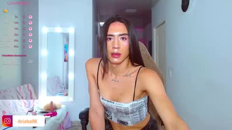 Snapshot of viannca__ chatting on 9, 11, 2025 Ariana online show from 9, 11, 2025