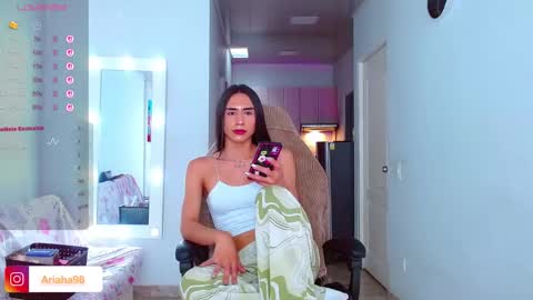 Snapshot of viannca__ chatting on 15, 11, 2025 Ariana online show from 15, 11, 2025