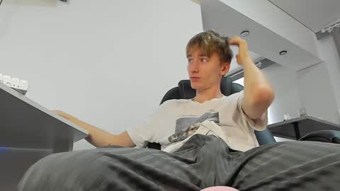 Snapshot of vibemygirl chatting on 30, 1, 2025 vibemygirl online show from 30, 1, 2025