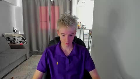 Snapshot of vibemygirl chatting on 20, 9, 2025 vibemygirl online show from 20, 9, 2025