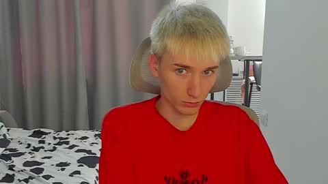 Snapshot of vibemygirl chatting on 30, 9, 2025 vibemygirl online show from 30, 9, 2025