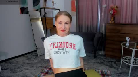 Mikky online show from 4, 10, 2025