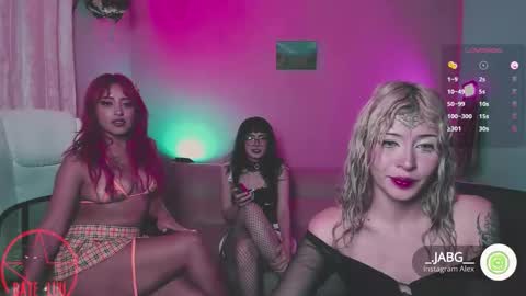 Sophie and Stan  online show from 6, 10, 2025