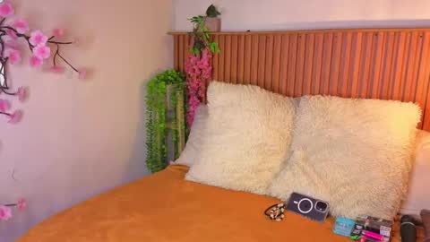 VICTORIA online show from 20, 9, 2025