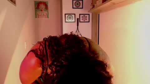 Snapshot of vicky_crazy chatting on 20, 12, 2024 Vicky online show from 20, 12, 2024