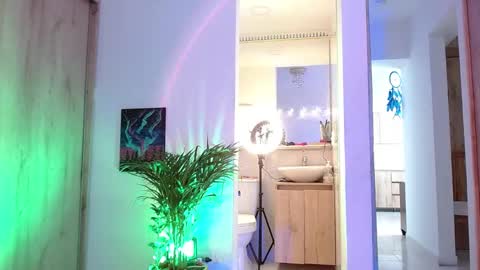 Snapshot of vicky_crazy chatting on 2, 2, 2025 Vicky online show from 2, 2, 2025