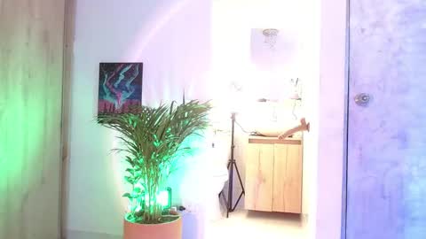 Snapshot of vicky_crazy chatting on 2, 2, 2025 Vicky online show from 2, 2, 2025