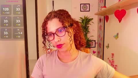 Snapshot of vicky_crazy chatting on 2, 3, 2025 Vicky online show from 2, 3, 2025