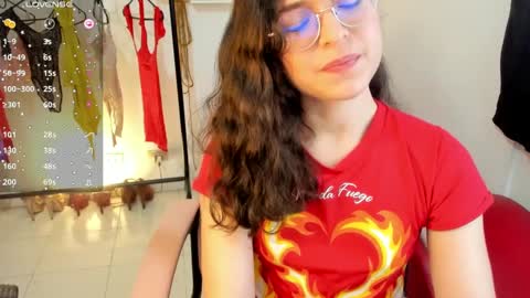 Snapshot of vicky_cristinax chatting on 7, 12, 2024 Vicky online show from 7, 12, 2024