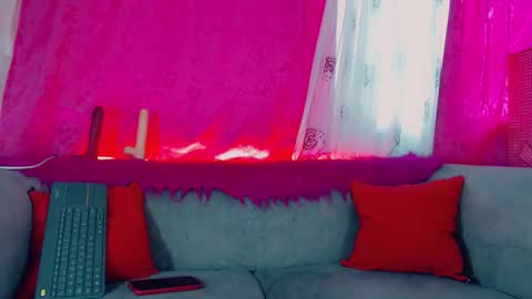 vicky_gill_ online show from 27, 11, 2025