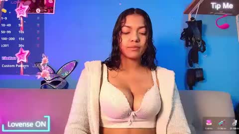 vicky_miller_05 online show from 5, 3, 2025