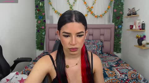 Snapshot of vickyxdany chatting on 5, 12, 2024 vickyxdany online show from 5, 12, 2024