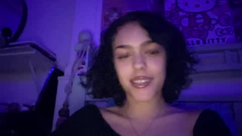 Snapshot of vickyyyx chatting on 8, 12, 2024 Goddess Victory  online show from 8, 12, 2024