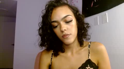 Snapshot of vickyyyx chatting on 13, 9, 2025 Goddess Victory  online show from 13, 9, 2025