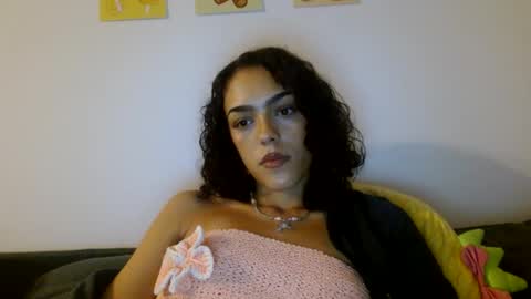Snapshot of vickyyyx chatting on 10, 10, 2025 Goddess Victory  online show from 10, 10, 2025