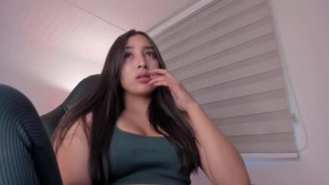 Victoria  online show from 12, 9, 2025