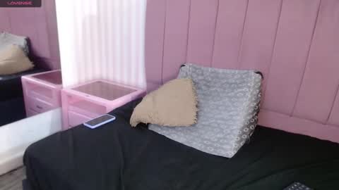 Victoria  online show from 2, 3, 2025